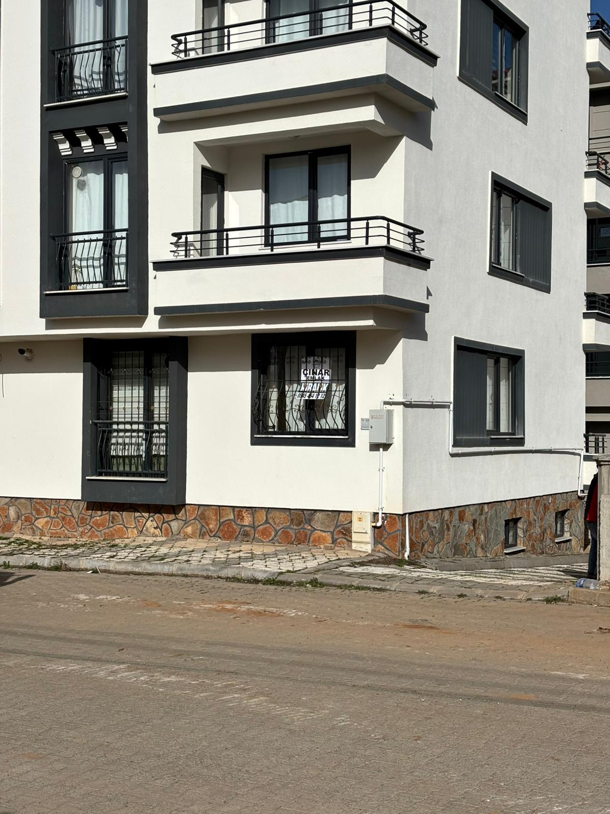 Merkezde kiralık 1+1 eşyelı apart - Bingöl Kiralık Daire İlanları