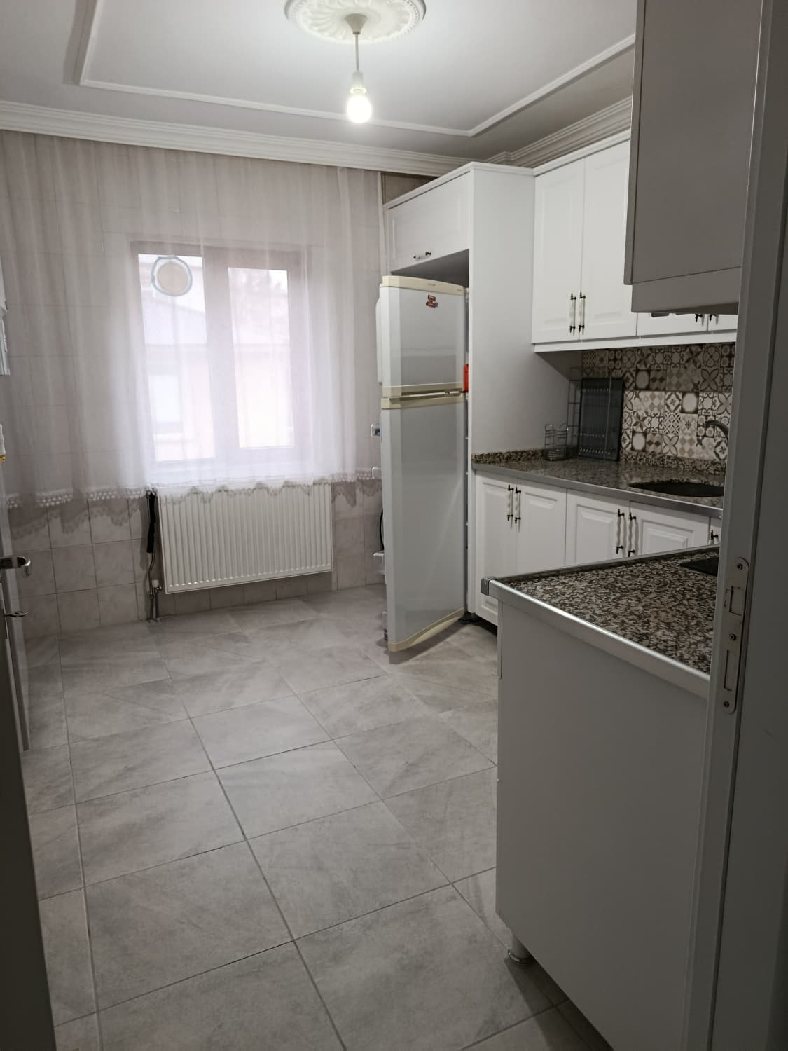 ÇİFTE FIRINLARDA KİRALIK EŞYALI DAİRE